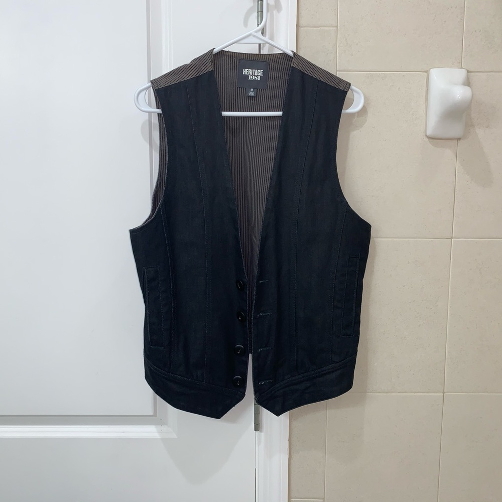 Heritage 1981 Vest.